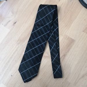 100% silk DKNY tie